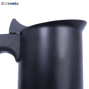 <span class=keywords><strong>Caffettiera</strong></span> <span class=keywords><strong>caffettiera</strong></span> in acciaio inox Moka <span class=keywords><strong>caffettiera</strong></span>-Design moderno, beccuccio facile da versare, impugnatura Stay-Cool, nero opaco - Product Image 4