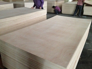 Contreplaqué Okoume 3mm 4mm 6mm 7mm 10mm Contreplaqué commercial en <span class=keywords><strong>bois</strong></span> Okoume massif - Product Image 4