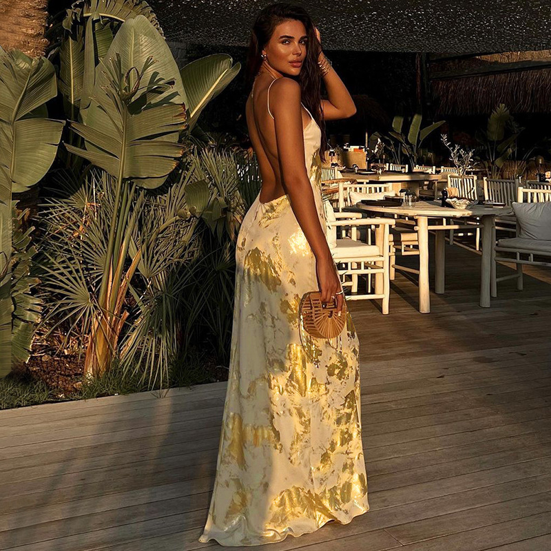 Wholesale Summer clothes for women american clothing 2024 gold foil print paghetti trap maxi dress ladies,100 Pieces