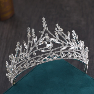 <span class=keywords><strong>Diadema</strong></span> di cristallo <span class=keywords><strong>e</strong></span> corone per le donne sposa strass da ballo Diadem da sposa accessori per capelli da sposa gioielli corona <span class=keywords><strong>diadema</strong></span> - Product Image 4
