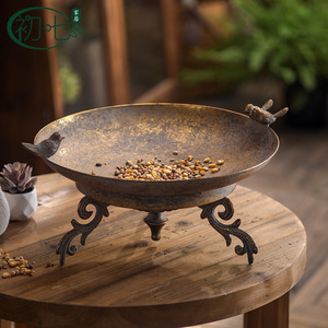 Bandeja Decorativa Redonda de Hierro Forjado Antiguo con Soporte, Hecha a Mano, para Entrada o Almacenamiento en Habitaciones de Huéspedes - Product Image 4