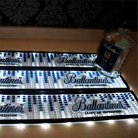 Bande lumineuse LED personnalisable avec logo, tapis de bar en caoutchouc écologique, service de vente directe d'usine, ensemble de bière
