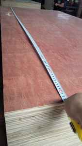 Contrachapado Comercial con Núcleo de Eucalipto y Cara de Madera Dura Mixta Bintangor/Okume/Pino, Núcleo de Eucalipto y Cara de Madera Dura Mixta, 18 mm - Product Image 3