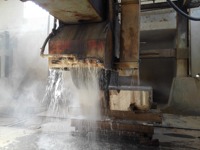 Lame de scie diamantée soudée à haute fréquence industrielle de 1200mm en acier vierge pour granit marbre grès