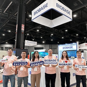 BIOBASE CHINA Bâtons de cannes de marche incurvées à poignée mélangée pour béquilles orthopédiques âgées et handicapées avec quatre pattes et roues - Product Image 5