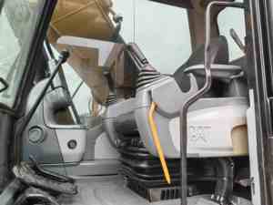 Excavadora Caterpillar Buen estado 90% Nuevo 100% Listo 20 toneladas Peso operativo Motor de núcleo Barato Segunda mano en venta Shanghai - Product Image 2