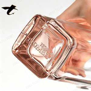 Botellas Cuadradas Vacías de Vidrio Electrochapado de 700 ml Personalizadas para <span class=keywords><strong>Vodka</strong></span>, Tequila, Whisky, con Tapón de Corcho para Brandy - Product Image 6