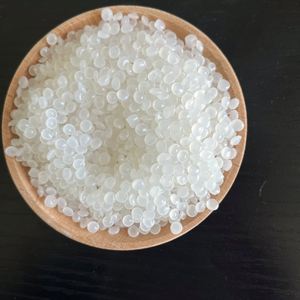 Granulés LLDPE en gros directement du fabricant – Résine plastique LLDPE (Polyéthylène Linéaire à Basse Densité) pour film soufflé - Product Image 1