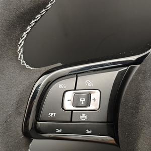Volant <span class=keywords><strong>sport</strong></span> GTI amélioré, moitié carbone forgé avec LED, compatible VW Golf Mk5 Mk6 Mk7 Mk7.5 R Polo 6R Passat B8 - Product Image 5