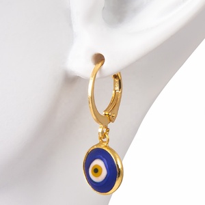ตุ้มหูห้อยพระตาปีศาจชุบทอง - Product Image 2