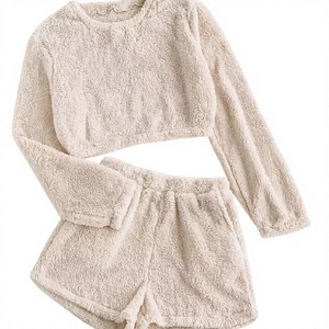 Nuevo Conjunto de 2 Piezas de Felpa Coral para Mujer, Primavera-Verano, Color Sólido, Manga Larga, Top Corto, Sudadera y Pantalones Cortos - Product Image 6