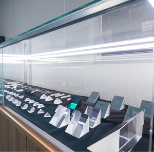 Tùy chỉnh thủy tinh quang học thạch anh nhiếp ảnh laser cụ bằng nhau tam giác lăng kính - Product Image 6