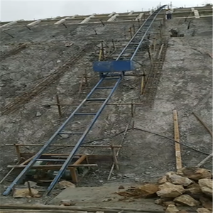 Plateforme élévatrice électrique d'extérieur autopropulsée pour le levage de marchandises, hauteur de levage 20-300 m, avec fonction de transport de fret - Product Image 6