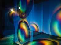 Projecteur holographique à haute transparence, écran en maille holographique pour projection