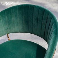 Chaises de salle à manger en velours vert design moderne de luxe avec pieds en métal doré