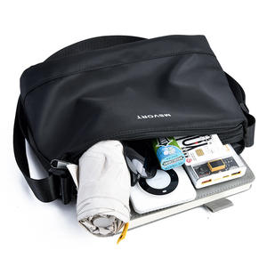 Bolso Bandolera Msvort para Hombre, Negro, Ligero, Casual, Estilo para el Día a Día, Verano 2025 - Product Image 5