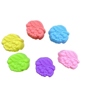 <span class=keywords><strong>Mini</strong></span> <span class=keywords><strong>moule</strong></span> à gâteau en <span class=keywords><strong>silicone</strong></span> 5 cm en forme de fleur, coloré, pour muffins, puddings, gâteaux de cristal, mochi, mooncakes et gelées - Product Image 5