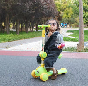 Patinete Infantil 3 en 1 con Diseño de <span class=keywords><strong>Dinosaurio</strong></span> Pequeño, Asiento Extraíble, Plegable, de 3 Ruedas, de Plástico, para Uso en Exteriores - Product Image 2