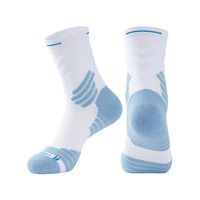 Chaussettes à séchage rapide Chaussettes de sport d'entraînement épaissies respirantes et résistantes à l'usure Chaussettes de basket-ball