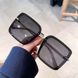 แว่นกันแดดทรงสี่เหลี่ยมสไตล์เกาหลี เลนส์สีม่วง Ac ป้องกันรังสียูวี 400 สำหรับทุกเพศ รุ่น 3 รุ่น A3 3107 - Product Image 3