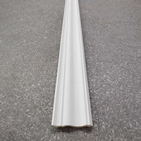 Moulure plate décorative élégante en polyuréthane avec finition parfaite pour plafonds, murs et intérieurs modernes
