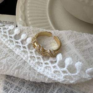 Anillo de Alambre Trenzado Retro Italiano Francés, Plata de Ley S925 con Microincrustaciones, Diseño de Boca Abierta, Anillo de Nicho Simple y Moderno - Product Image 5