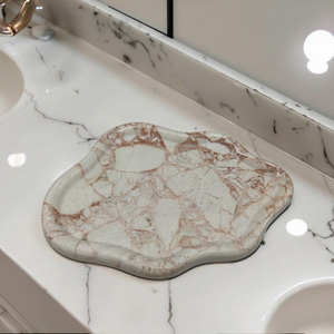 ถาดตกแต่งหินอ่อนหรูหราสไตล์นอร์ดิก รูปทรงเมฆ แกะสลักขัดเงาเรียบเนียน สีชมพูบัลแกเรีย สำหรับวางบนเคาน์เตอร์ - Product Image 3