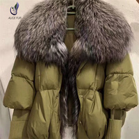 Vente en gros de manteaux d'hiver chauds en duvet de canard pour femmes, veste en duvet tendance avec col en fourrure