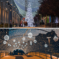 Lumière LED sphérique suspendue 3D pliable, IP65, décoration de Noël intérieure et extérieure, lumière à motif de boule LED de taille personnalisée