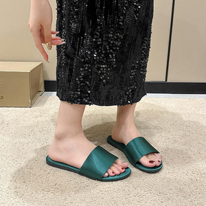 Sandalias de Diseñador de Lujo para Mujer, de Alta Calidad, de Goma Suave y Transpirable, Pantuflas de Seda, Nuevo Diseño, Pantuflas Famosas para Dama - Product Image 1