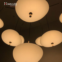 Lustre suspendu LED de style européen de haute qualité, or/noir, avec télécommande, dimmable et anti-éblouissement, pour usage hôtelier