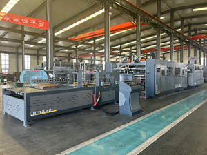 Machine de fabrication de boîtes en carton ondulé entièrement automatique avec imprimante, rainureuse, découpeuse, plieuse et encollatrice pour ligne d'emballage papier - Product Image 6