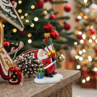 Handgefertigte Umweltfreundliche Weihnachtsmann-Statue mit Geschenken - Weihnachtsdekoration aus Kunstharz für Feiertage und Firmengeschenke