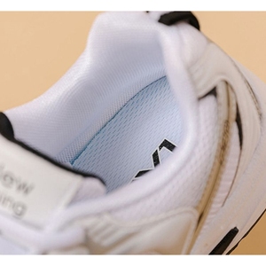 Nuove <span class=keywords><strong>Scarpe</strong></span> Sportive 530 Personalizzabili con Logo 2024, Suola Spessa, in Rete, Stile Retrò per Coppie - Product Image 3
