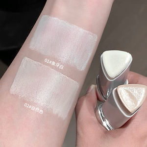 Kakashow OEM/ODM粉底贴天然哑光双头刷，易于融合裸妆透明遮瑕膏底妆 - Product Image 5