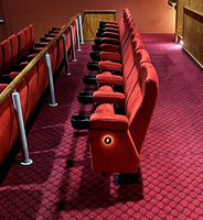 Lumière LED personnalisée pour extrémité de rangée de siège de cinéma, signalisation de couloir avec lettres et numéros personnalisés pour chaises de théâtre, conception et fabrication OEM