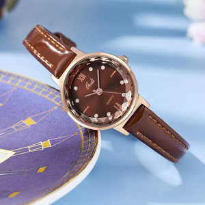 Montres en quartz serties de diamants de luxe haut de gamme pour femmes, vente en gros - Product Image 2