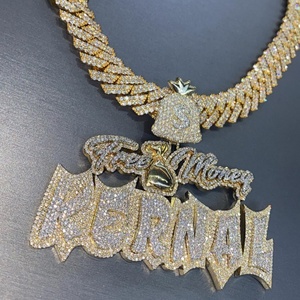 Pendentifs personnalisés en argent sterling 925 à deux tons or rose avec moissanite verte taille émeraude et fermoir/boucle personnalisé - Product Image 6