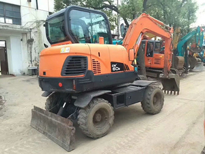 Excavatrice sur pneus DX80W 8 tonnes, <span class=keywords><strong>41</strong></span>,4 kW, godet de 0,32 m³, 35 km/h, pelle mobile - Product Image 2