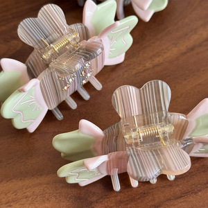 Pince à cheveux en acétate haut de gamme pour fille, motif cœur et bonbons, polyvalente, type pince requin, accessoire capillaire, cadeau - Product Image 3