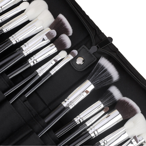 Juego <span class=keywords><strong>de</strong></span> <span class=keywords><strong>brochas</strong></span> cosméticas negras clásicas profesionales <span class=keywords><strong>de</strong></span> 25 piezas con estuche <span class=keywords><strong>de</strong></span> lujo, mango <span class=keywords><strong>de</strong></span> madera <span class=keywords><strong>de</strong></span> pelo sintético <span class=keywords><strong>de</strong></span> alta calidad para maquillaje facial - Product Image 5
