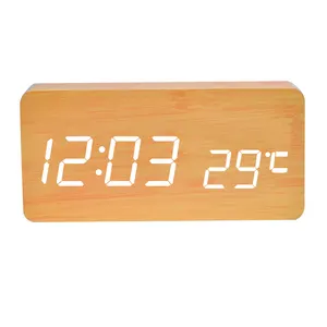 फैक्टरी मूल्य यूएसबी बांस डिजिटल संख्या प्रदर्शन तापमान अलार्म घड़ी लकड़ी के नेतृत्व में टेबल घड़ी