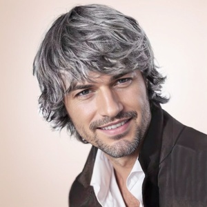 วิกผมสั้นสีน้ำตาลสำหรับผู้<span class=keywords><strong>ชาย</strong></span> แบบผมหยิกด้านนอก มีแสกข้าง ผมยาวตรง  พร้อมตาข่ายคลุมผมสีชมพู  วิกไฟเบอร์ทนความร้อนสูง - Product Image 3