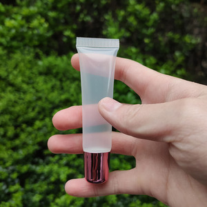 Tuýp đựng son bóng môi trong suốt, mềm mại, nhỏ gọn, dung tích 10ml và 15ml, dùng để đóng gói mỹ phẩm - Product Image 3