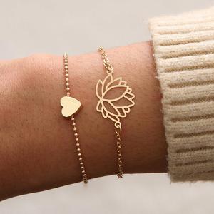Bracelets en chaîne plaqués or avec cœur et lotus pour femmes, ensemble de bijoux romantiques, cadeau - Product Image 1