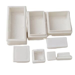 Protection de pieds de meubles en plastique PE blanc, embout carré antidérapant pour table, chaise, étagère - Product Image 1
