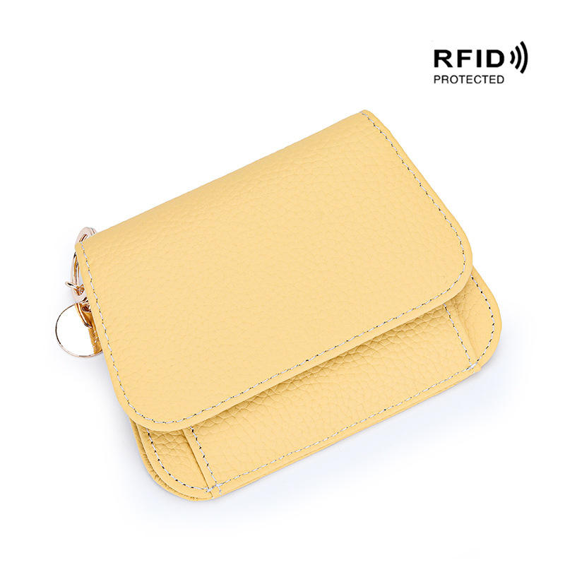 ไก่สีเหลือง