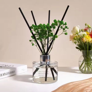 Diffuseur de parfum décoratif 120ml, désodorisant longue durée aux huiles essentielles et fleurs séchées - Product Image 5