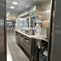 Remorque de pâtisserie et de macarons haut de gamme - Boutique mobile rétro pour événements haut de gamme