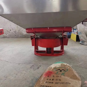Novo modelo 1000L trator PTO conduzido único disco fertilizante espalhador Spray esquerda e direita - Product Image 4
